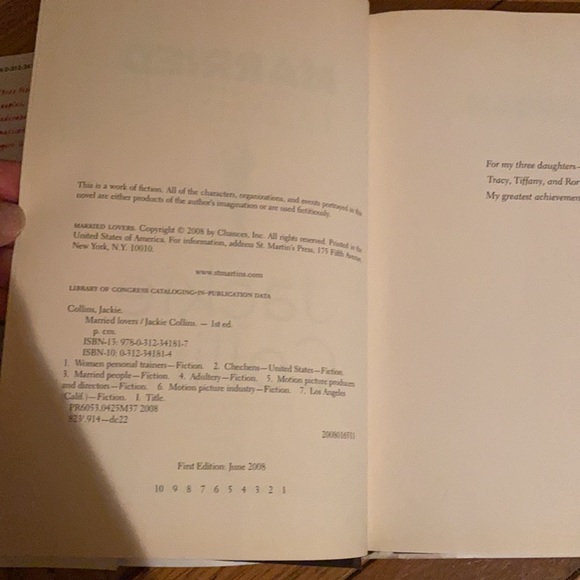 Jackie Collins Married Lovers  Book - Picture 3 of 11